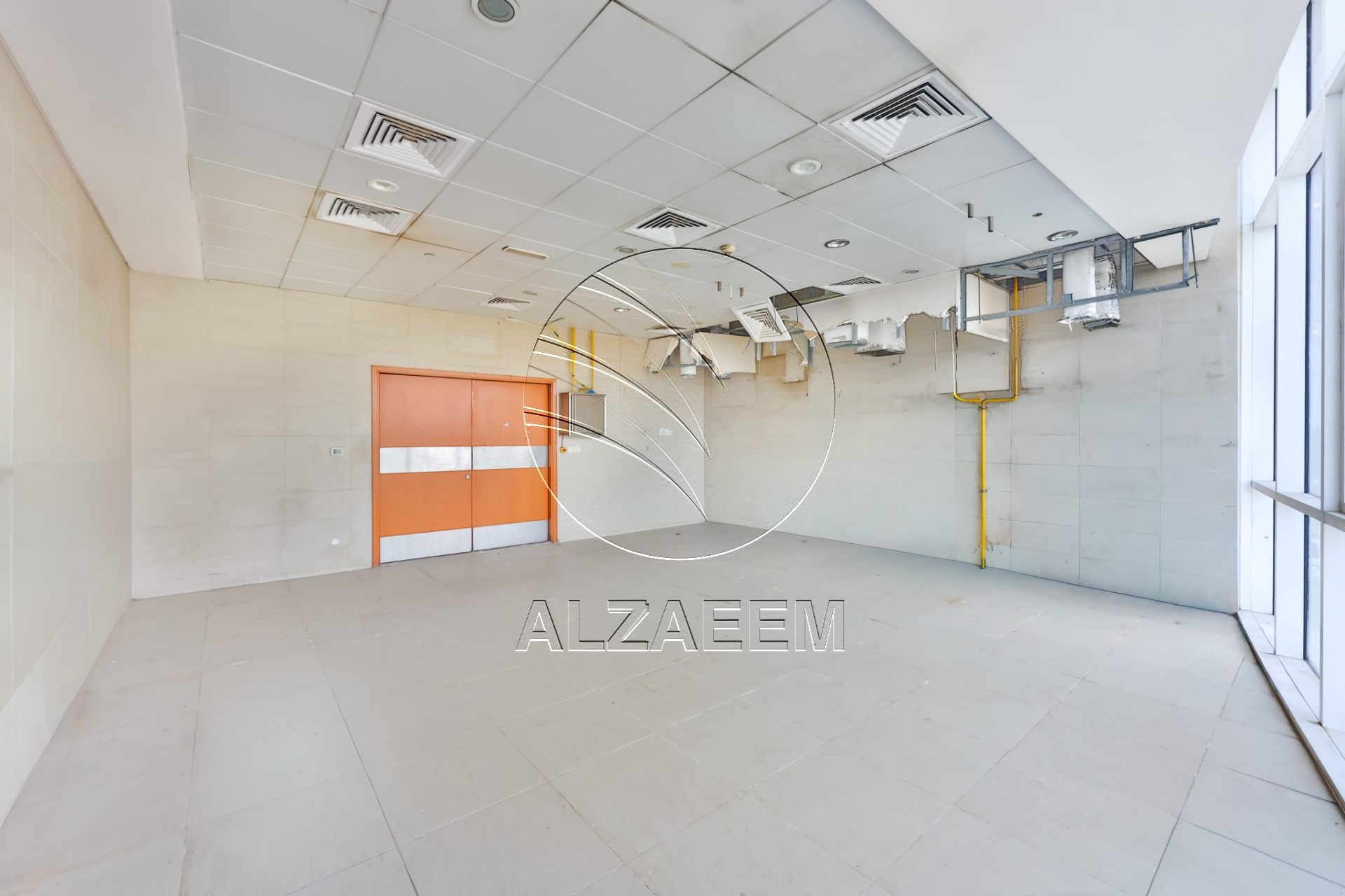 Prime Retail Location | FITTED | High Visibility