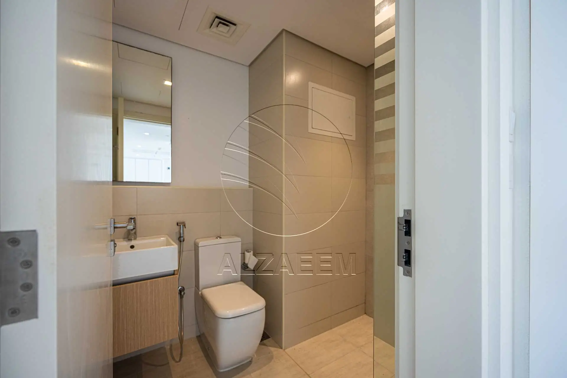 HOT DEAL! Vacant | High Level | Sea View
