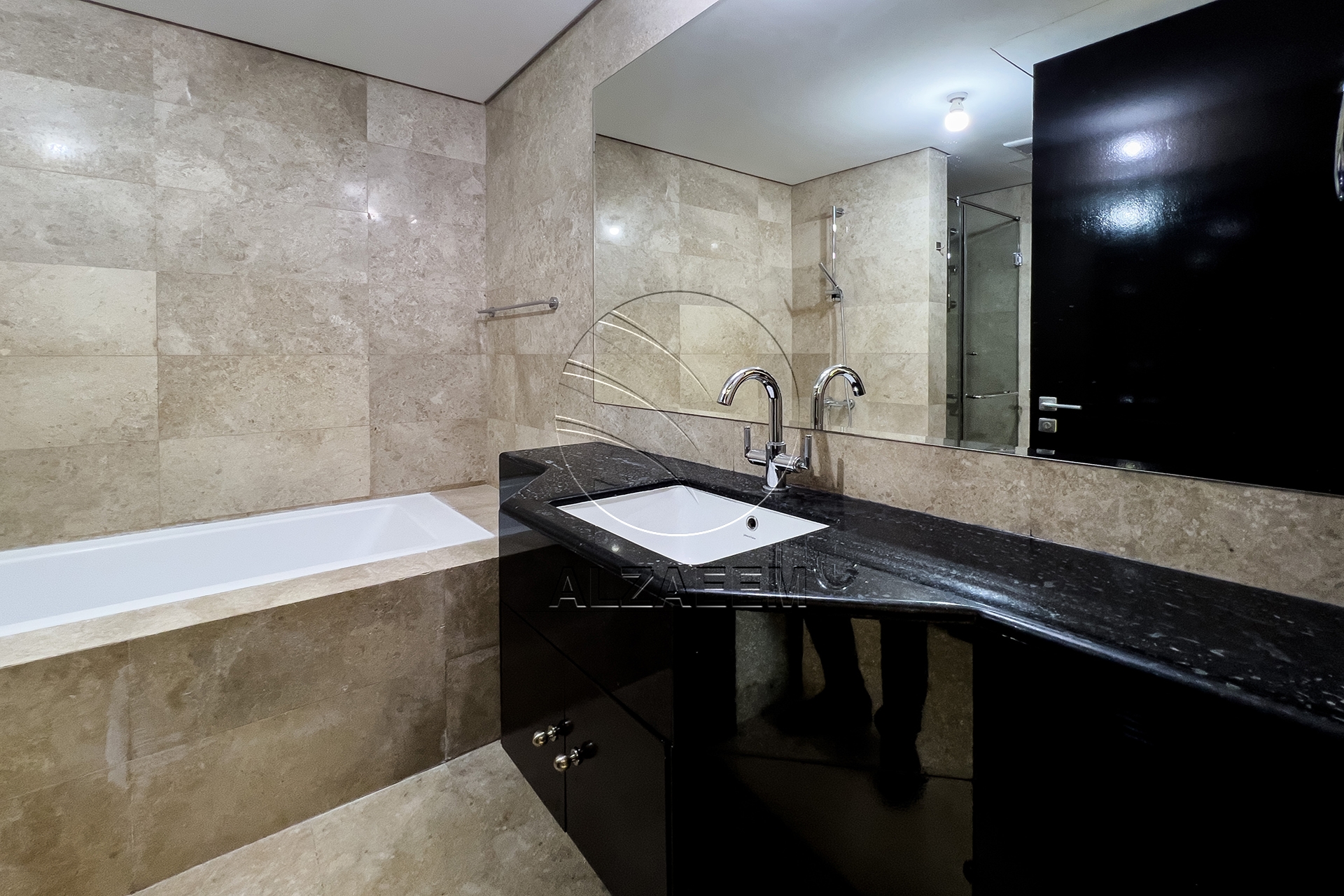 √Higher Floor | Sea View | Rented with Refund √