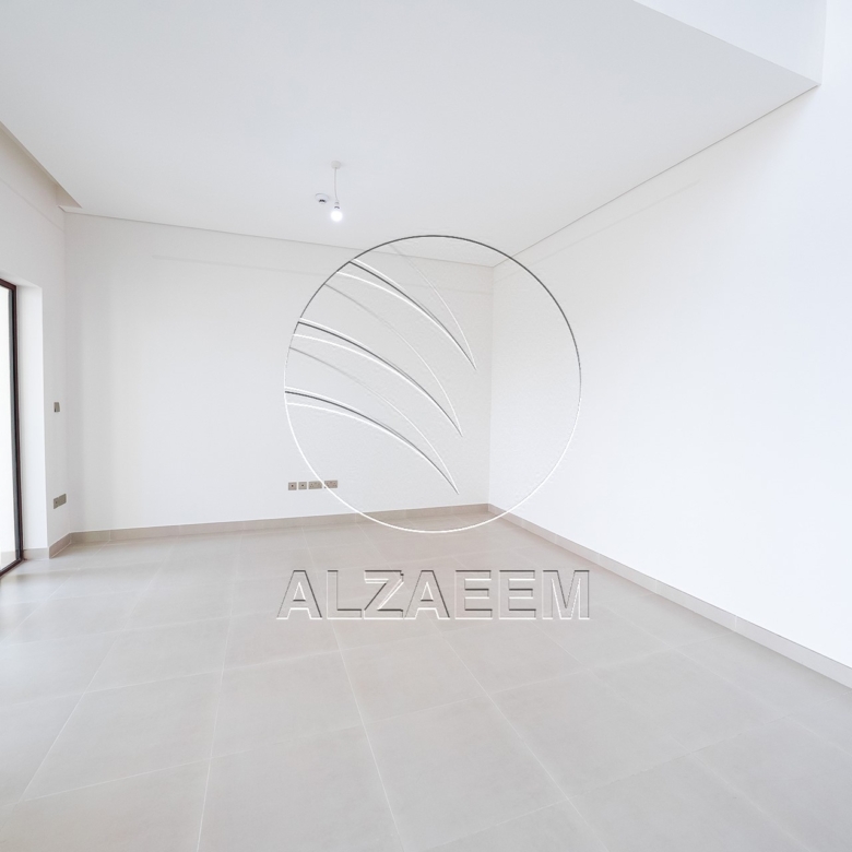 √ RARE 2BR+M Duplex | Direct Golf Course View √