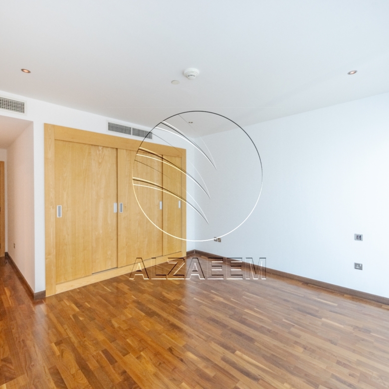 Exclusive! 4BR Penthouse | Full Sea View