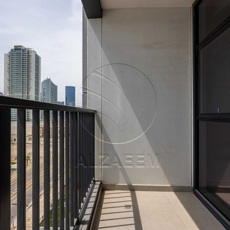 HOT DEAL! Vacant | High Level | Sea View