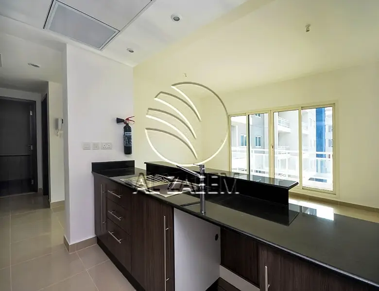 Nice Layout! Spacious 1BR+Storage | Community View