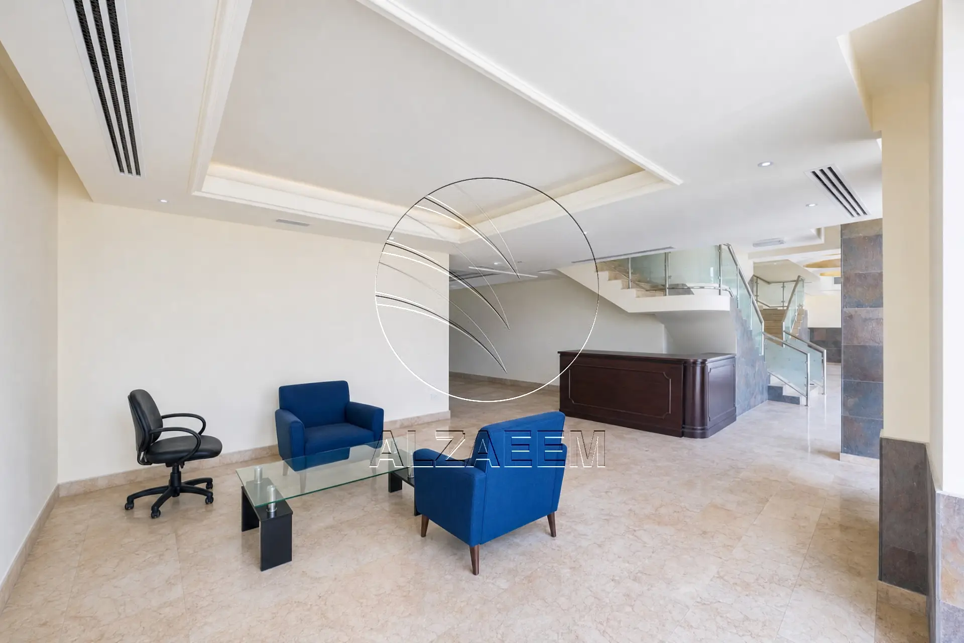√ VACANT SHOW ROOM | 3 Floors | Up to 4 Payments √