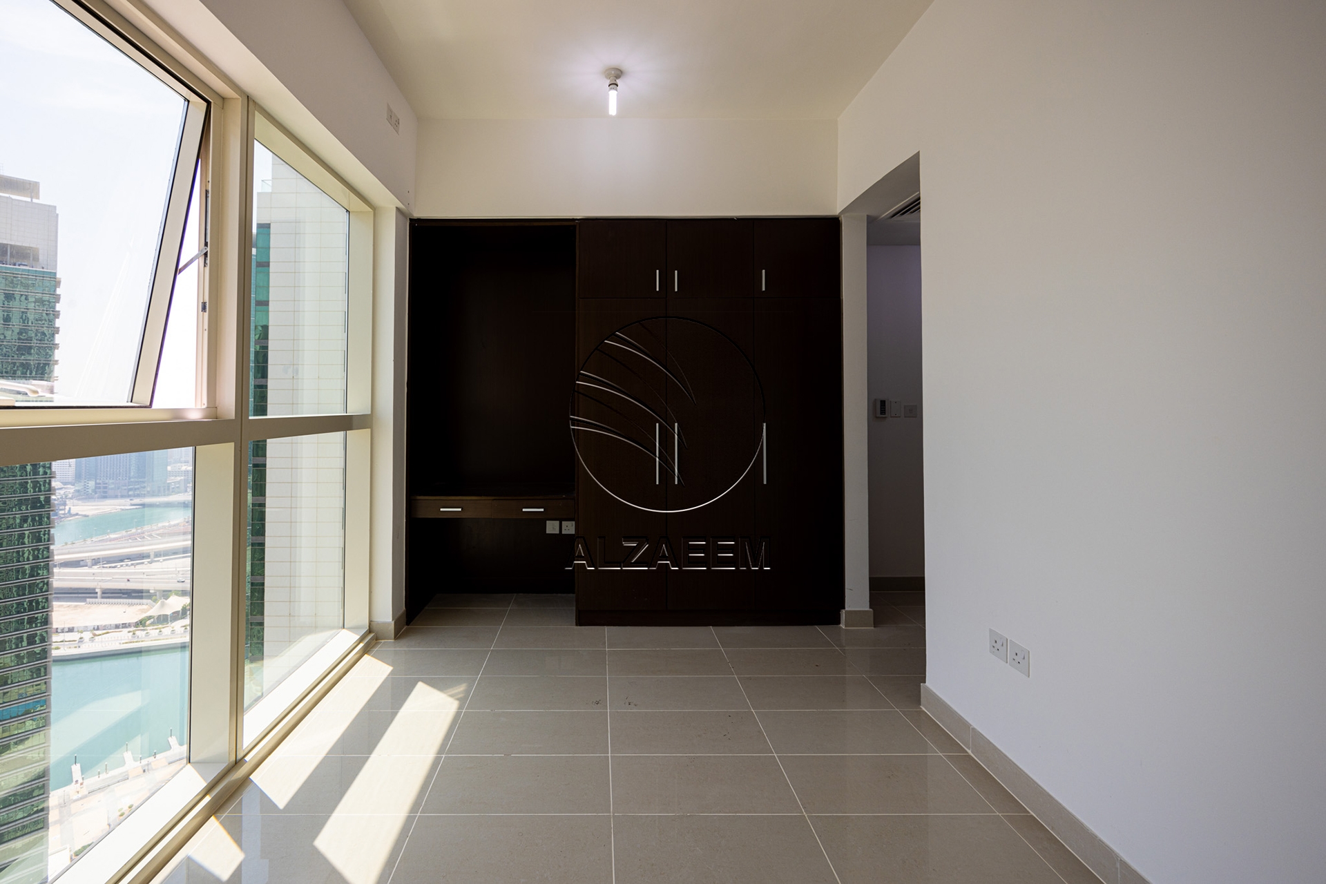 Vacant | Sea View | Higher Floor | with Balcony