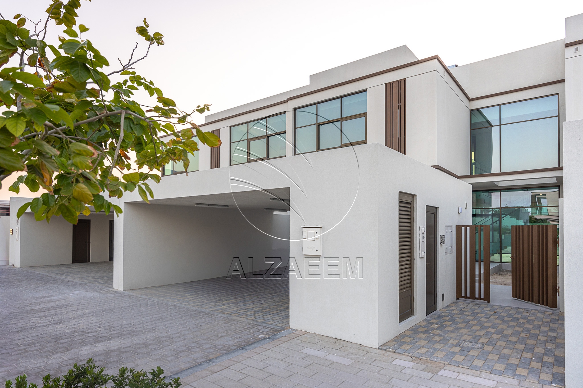 √Standard SR TH -Modified | Extended Living Room√