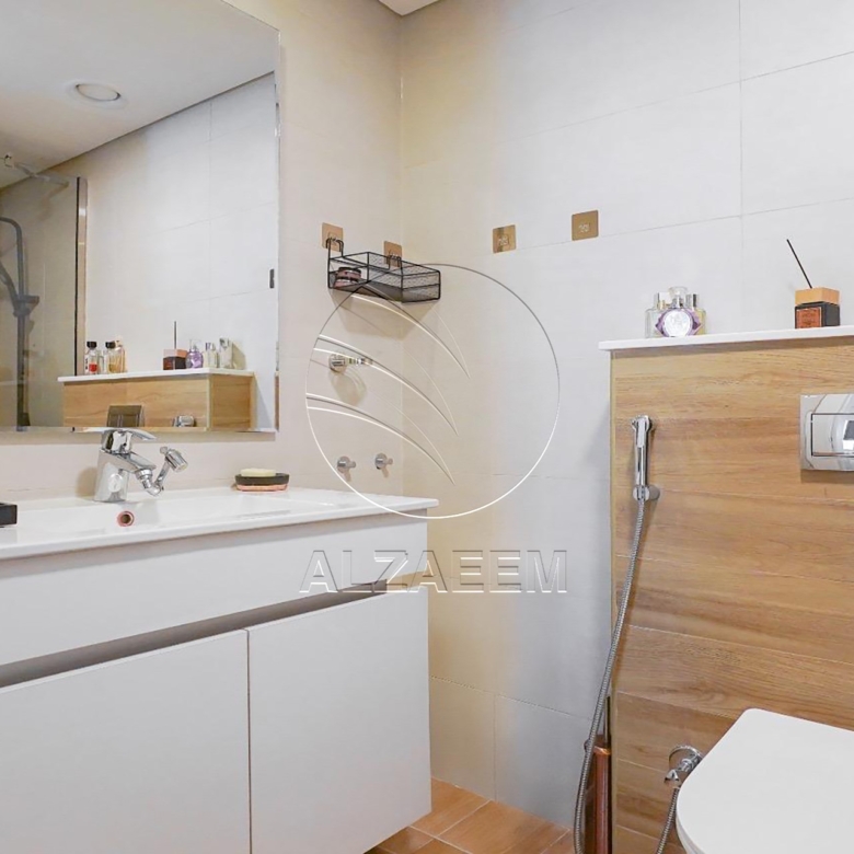 √ Private Jacuzzi | VACANT | Duplex √