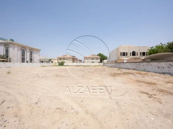 √Residential Plot | 30,000 SQFT | Prime Location√