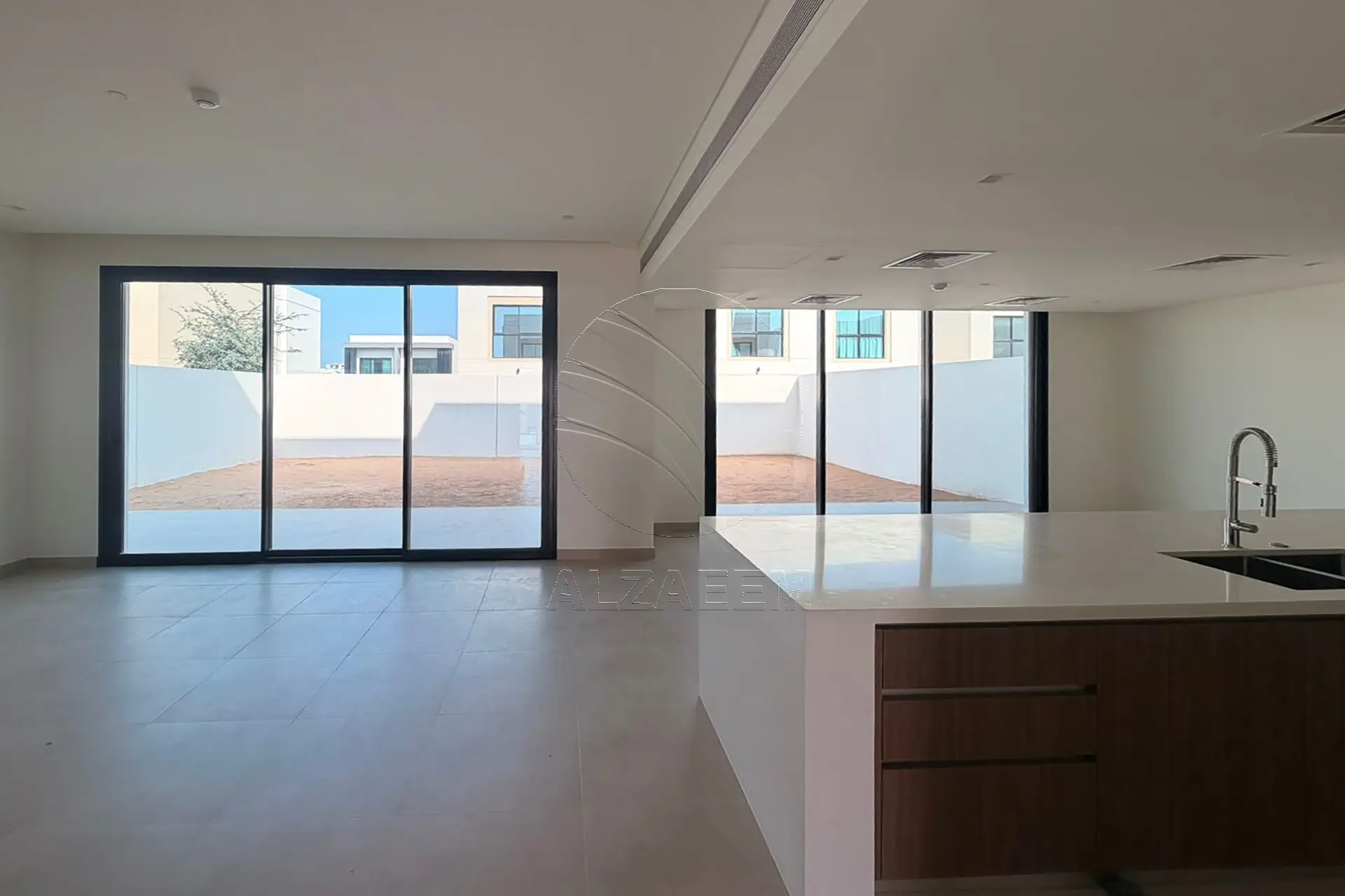 √ Corner 3XS | Rented+Refund | Landscaped √