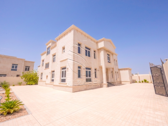√9BR Multiple Approved Uses | Residential Allowed√