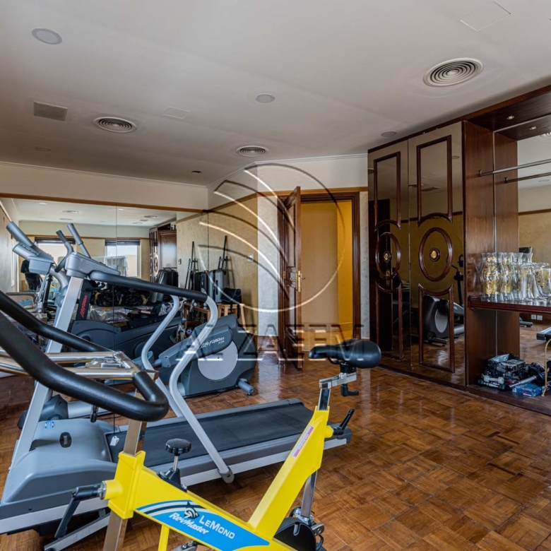 √ Lift | Pool / Gym / Jacuzzi / Sauna / Cinema √