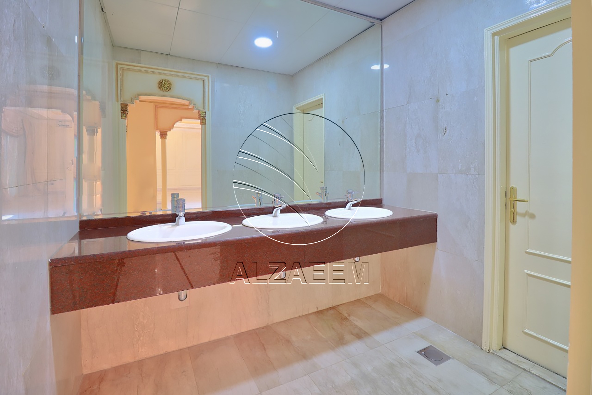 √Corner Villa | 7 Master | Majlis | 2 Kitchen√