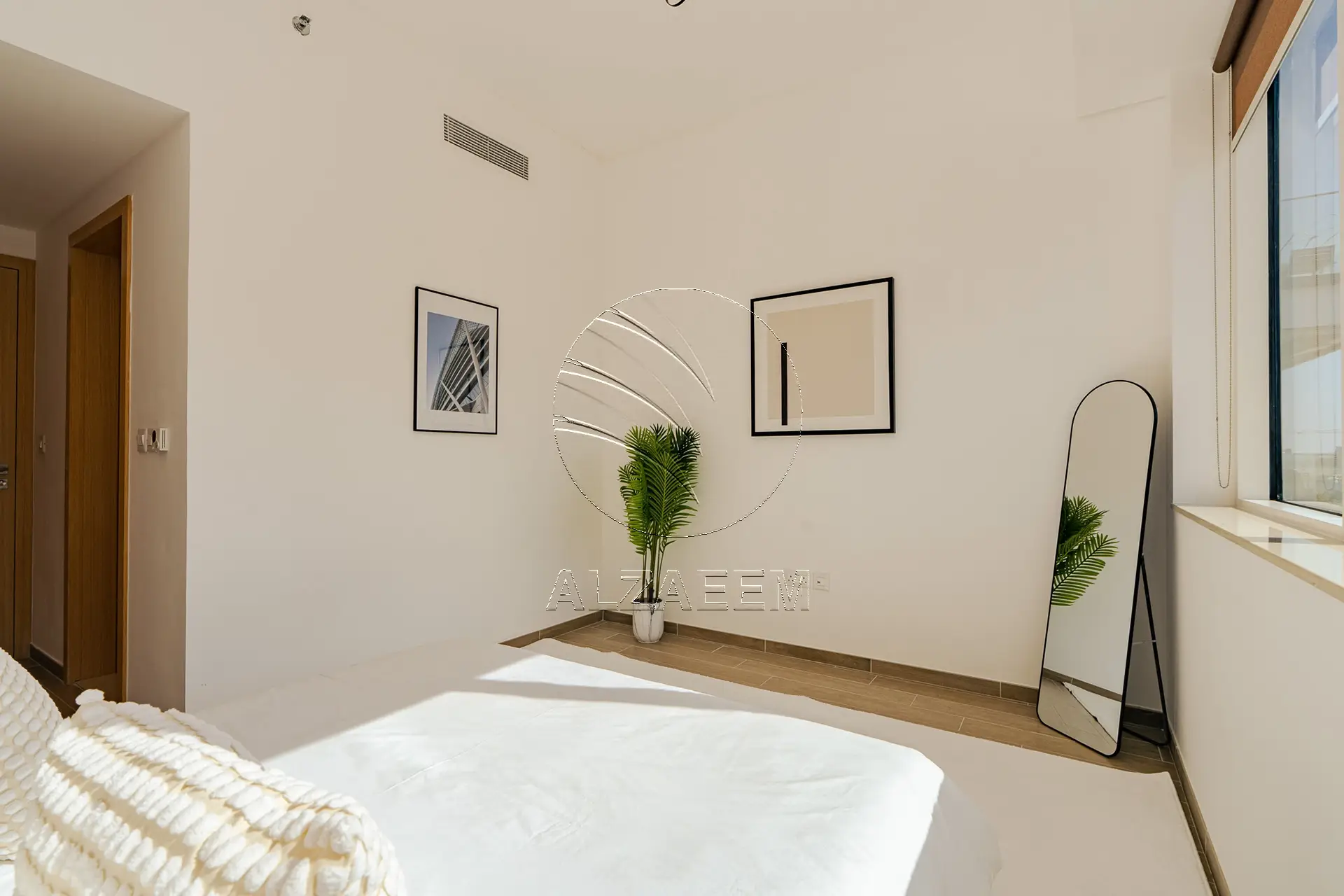 VACANT!High Floor Furnished 2BR+M | Golf+Sea Views