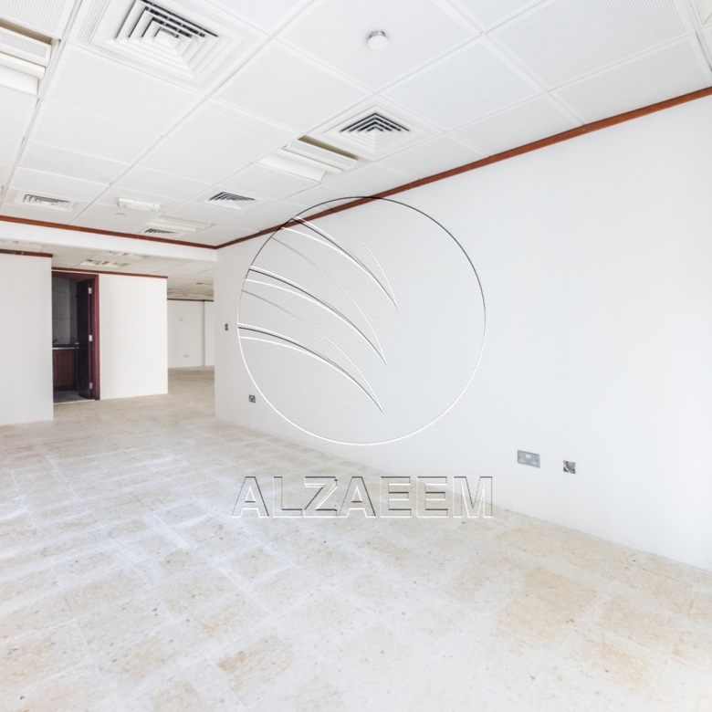 √ Spacious Office Space! 161 SQM| Prime Location √