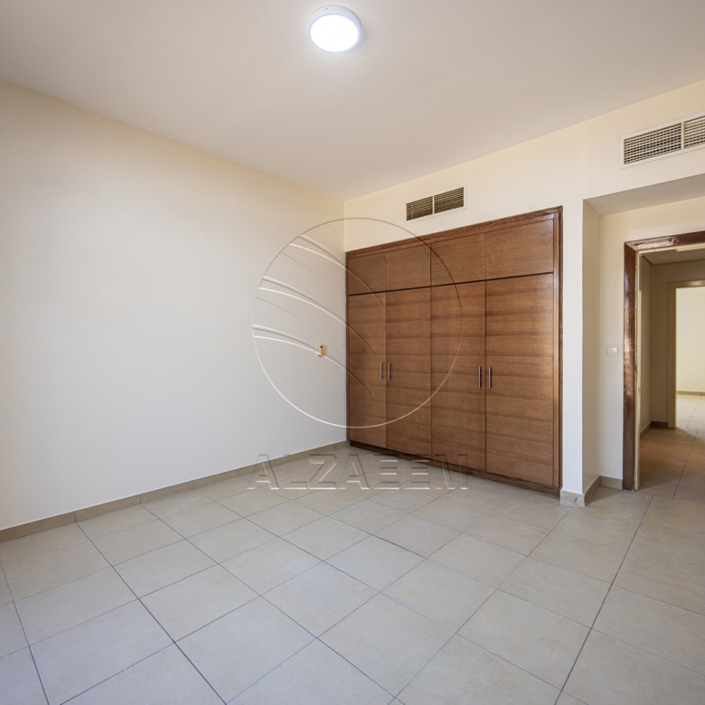 √ Single Row | Upgraded | Move-in Ready √