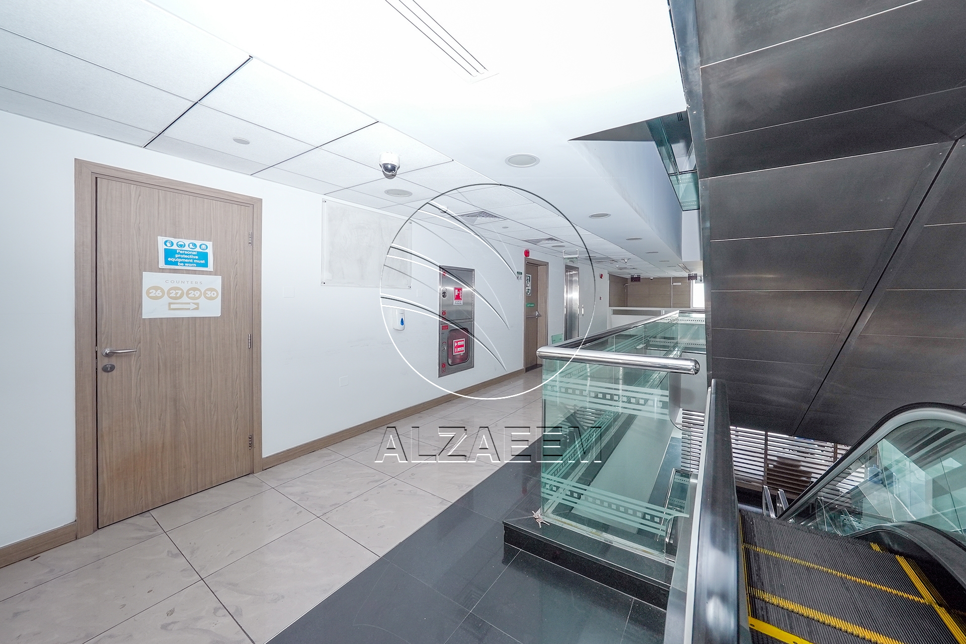 √Prime Showroom+Basement + 2 Mezzanine Levels √