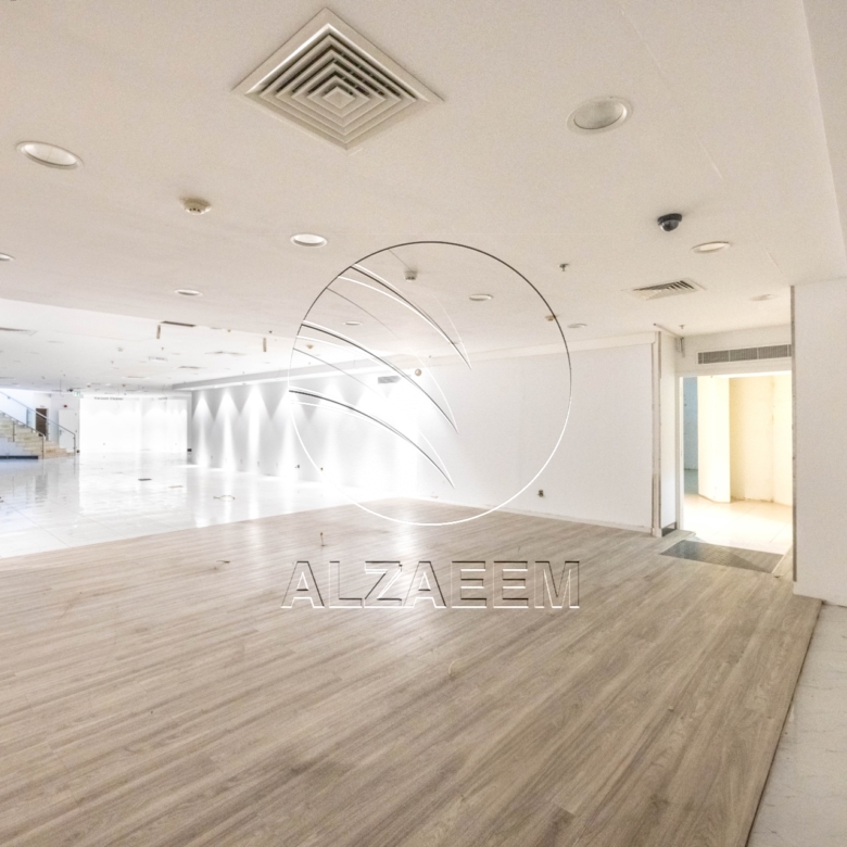 √SHOWROOM | Ideal Space for Retail Business√