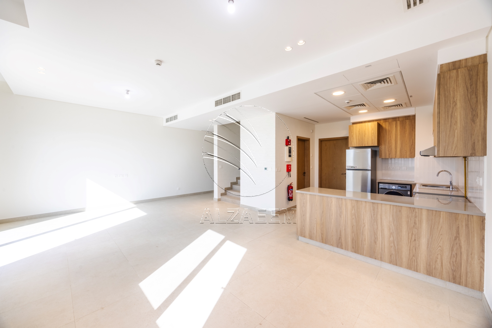 √Single Row | Prime Location| Steps from the Park√