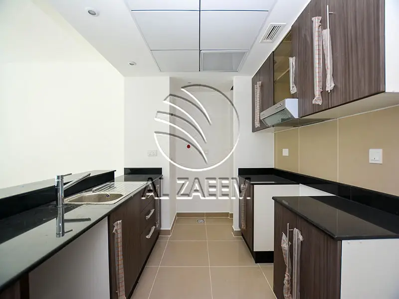 Nice Layout! Spacious 1BR+Storage | Community View