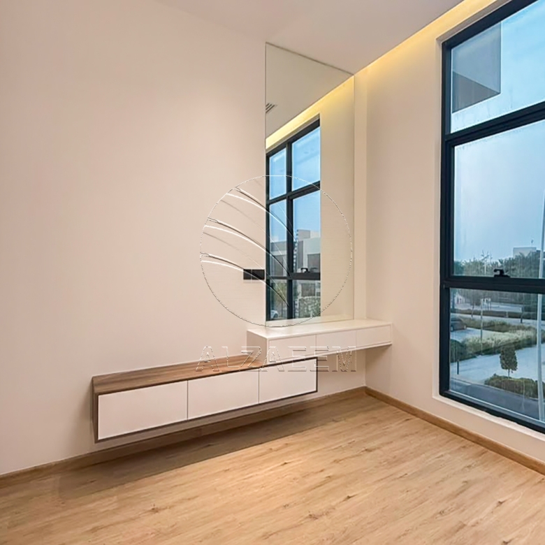 √ Corner Villa| Smart Home | Pool | Near the Sea √