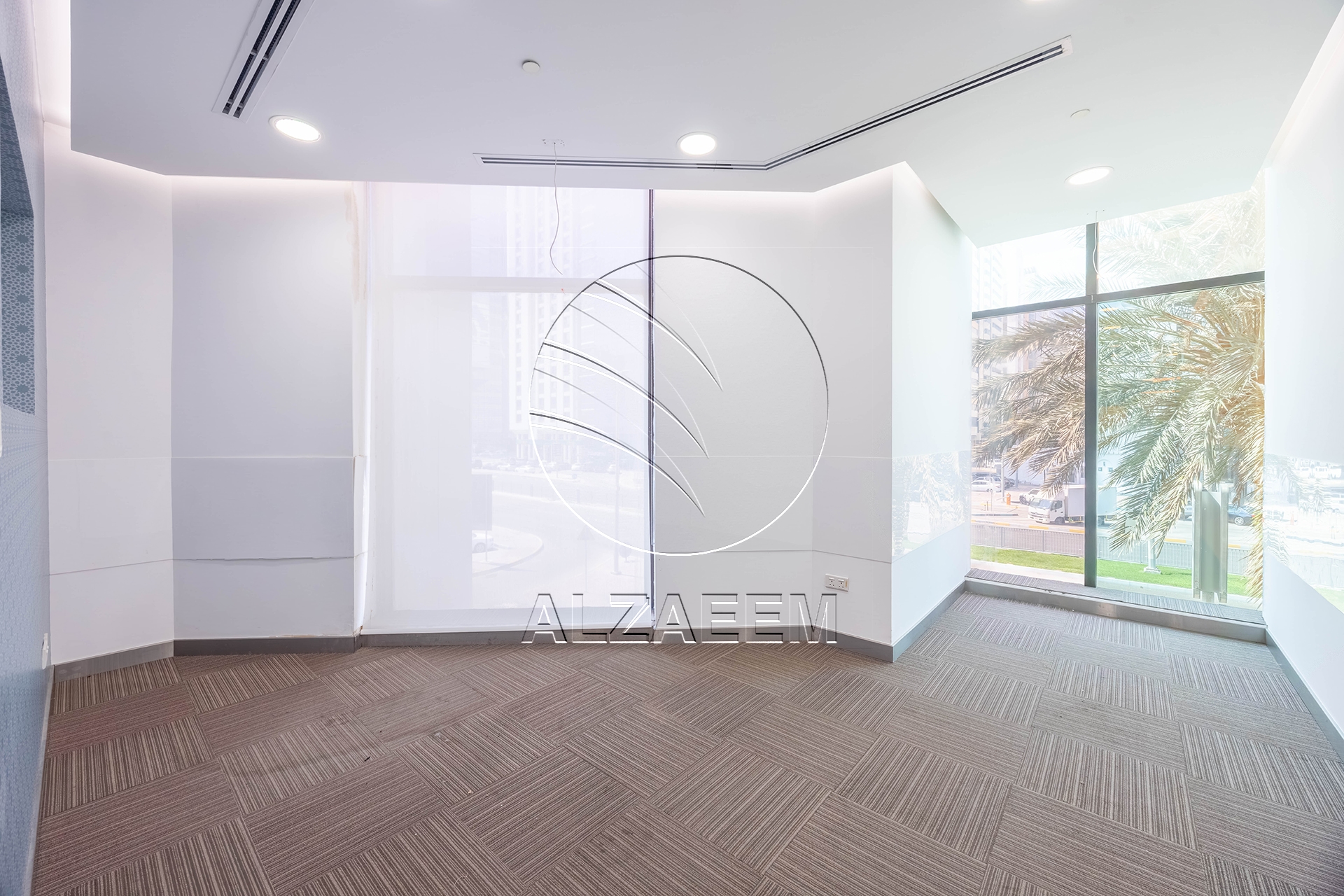 √ Fitted – Spacious Showroom| Ideal Business Location √