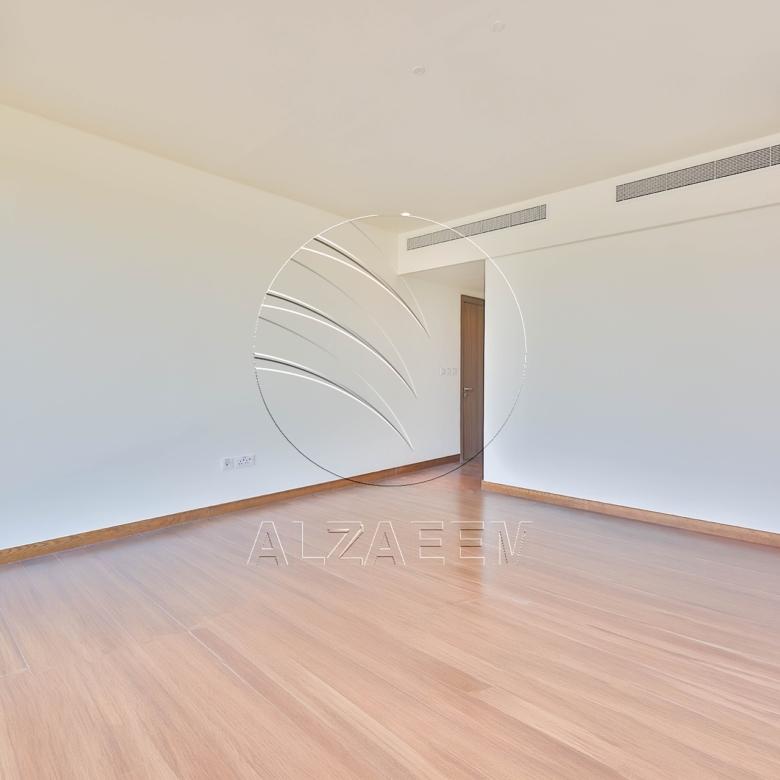 √ Single Row Villa | Golf Course View | VACANT √