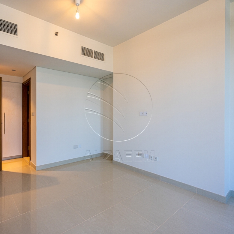 Vacant| Middle floor – Road View | Prime Location