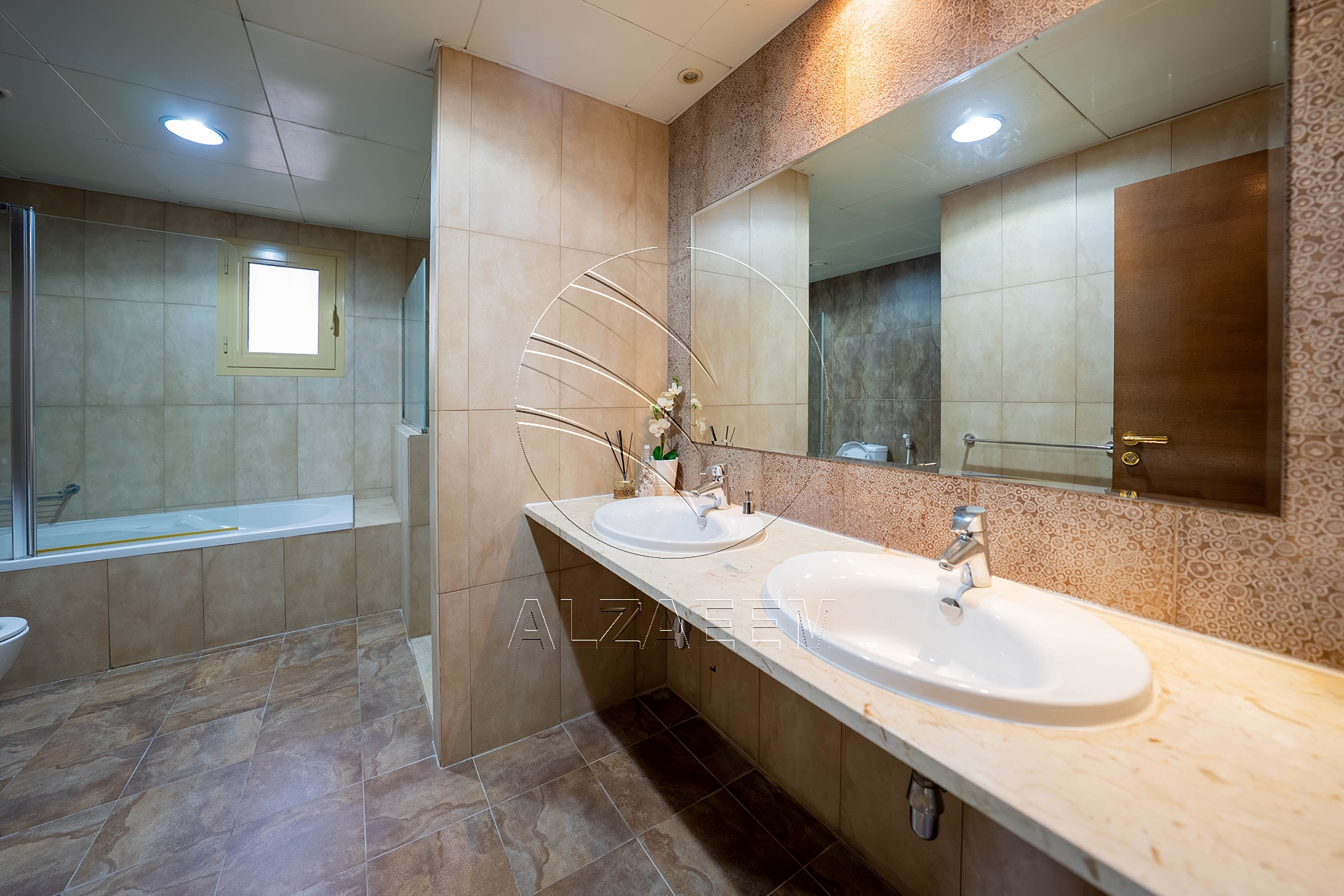 Single Row | Upgraded 5BR Villa | Pool and Garden