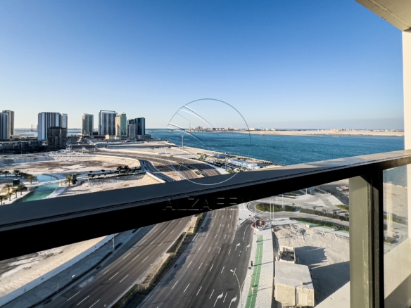 HOT! Stunning Seaview + Studio with Balcony