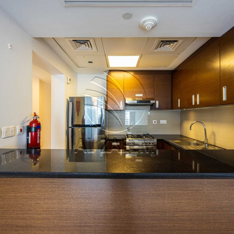 HIGH LEVEL | Semi Furnished | Facing Amenities
