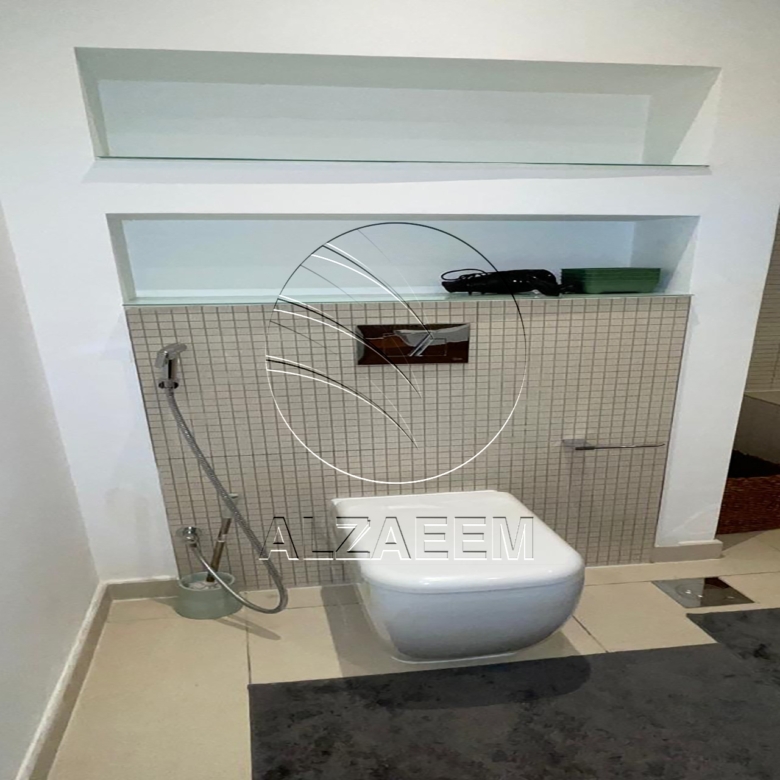 FURNISHED! | Vacant | Full Sea View