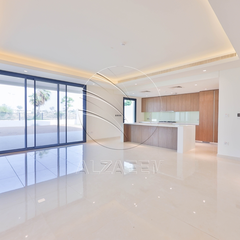 √ Single Row Villa | Golf Course View | VACANT √