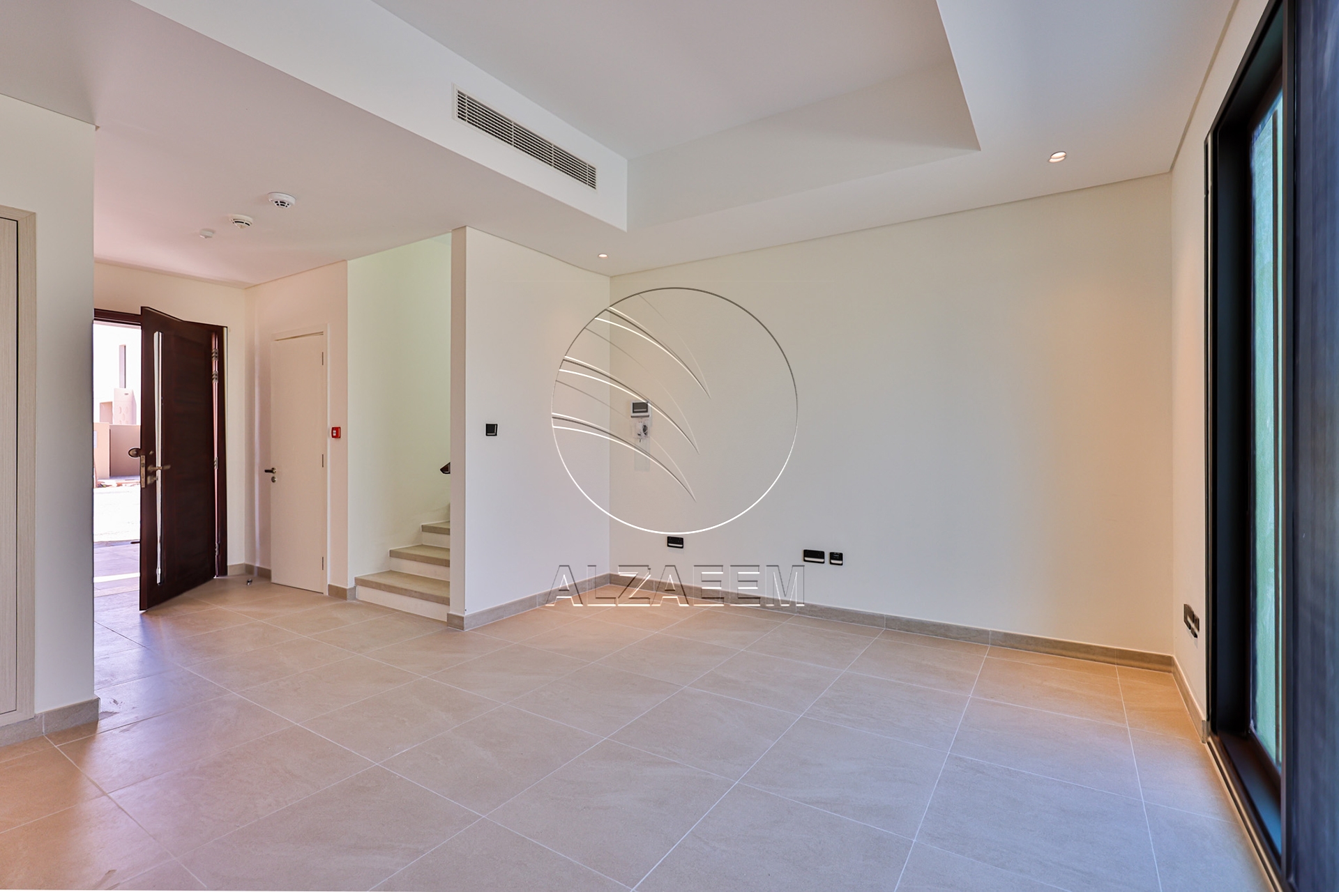 √Single Row End Villa | Steps away from the Park√
