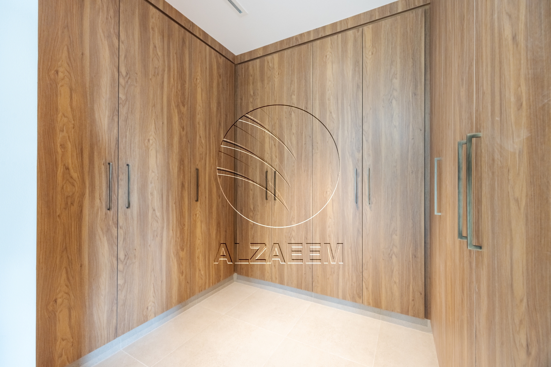 √ 4BR+M+D | Corner | Good for Investment+End Use √
