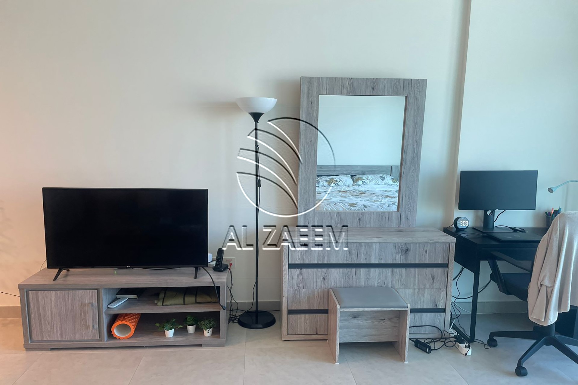 Fully furnished – Mid floor -2 payments