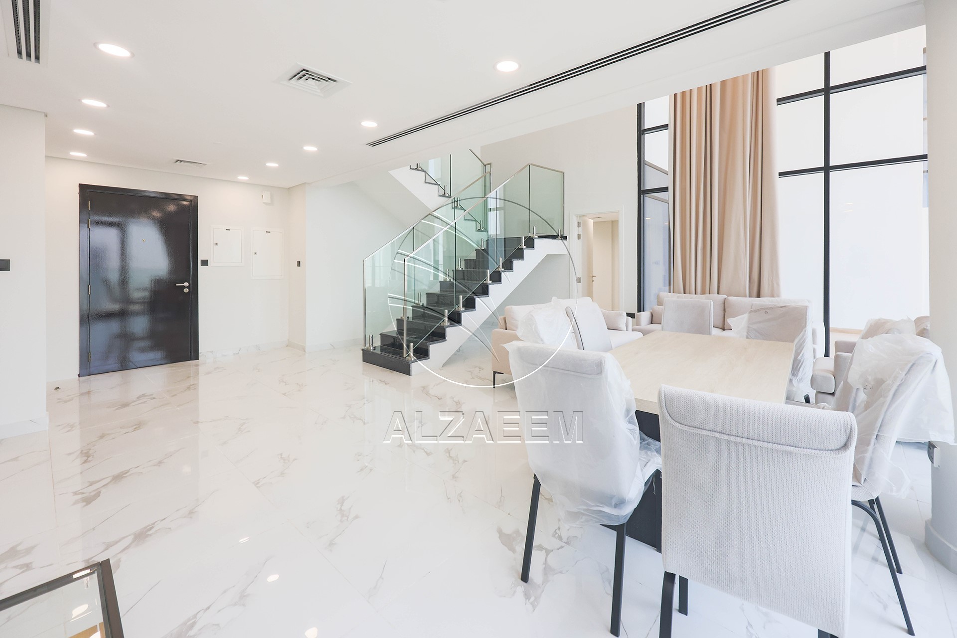 √5BR Penthouse | End Use | Stunning Canal Views√