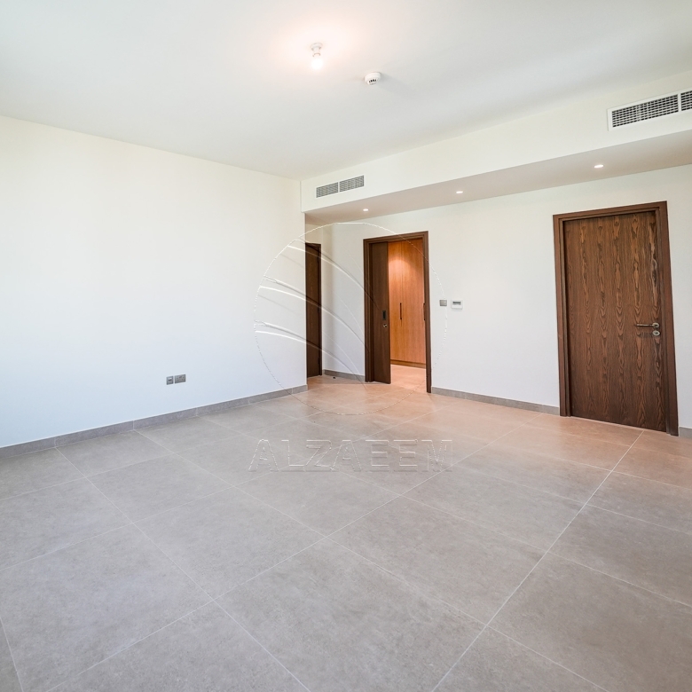 4BR TOLEDO | Double row Mid Unit- 2 Payments