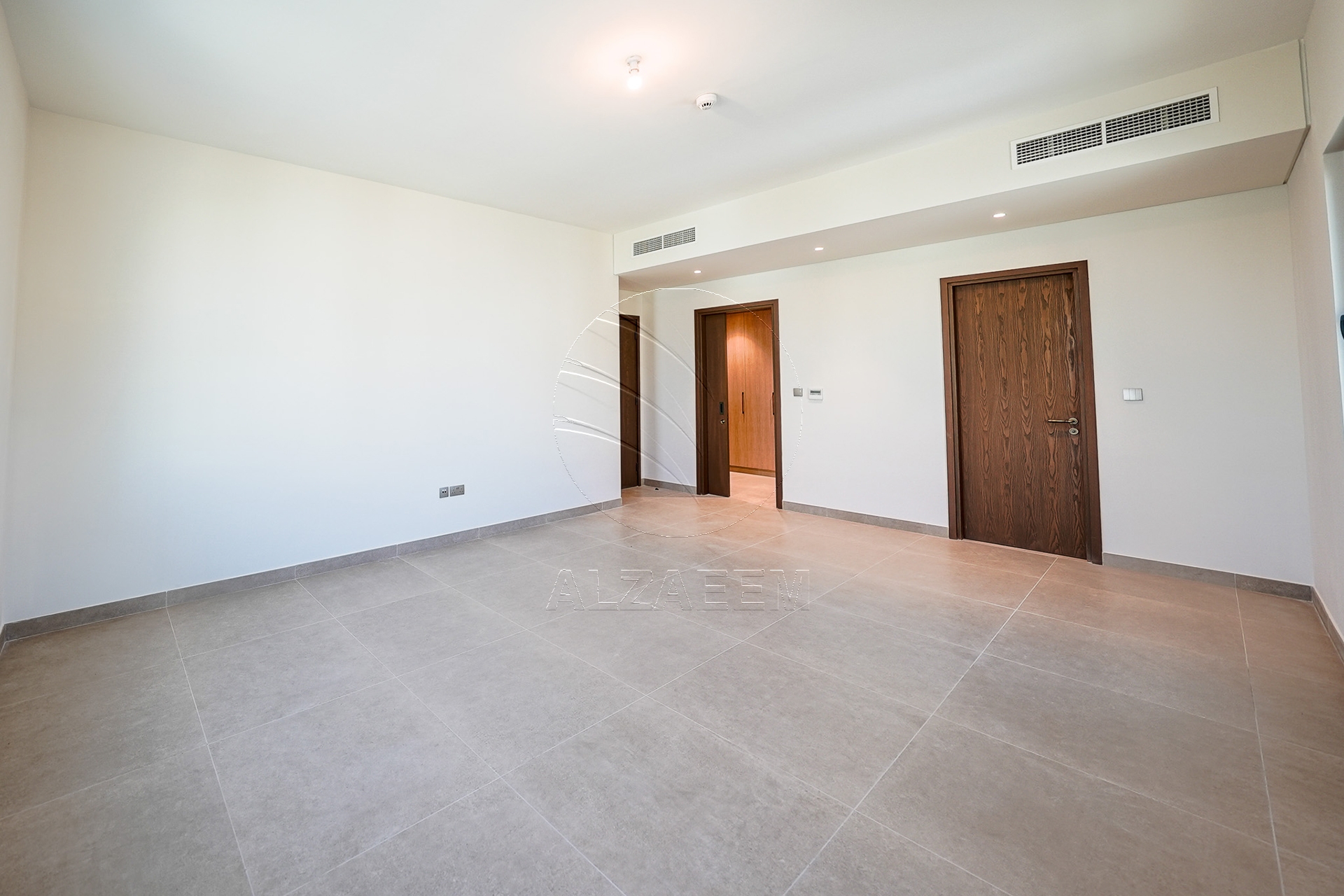 4BR TOLEDO | Double row Mid Unit- 2 Payments