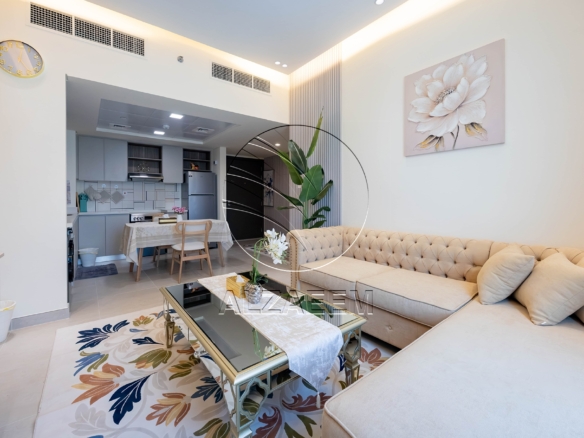 √ Furnished | High End Furniture | VACANT! √