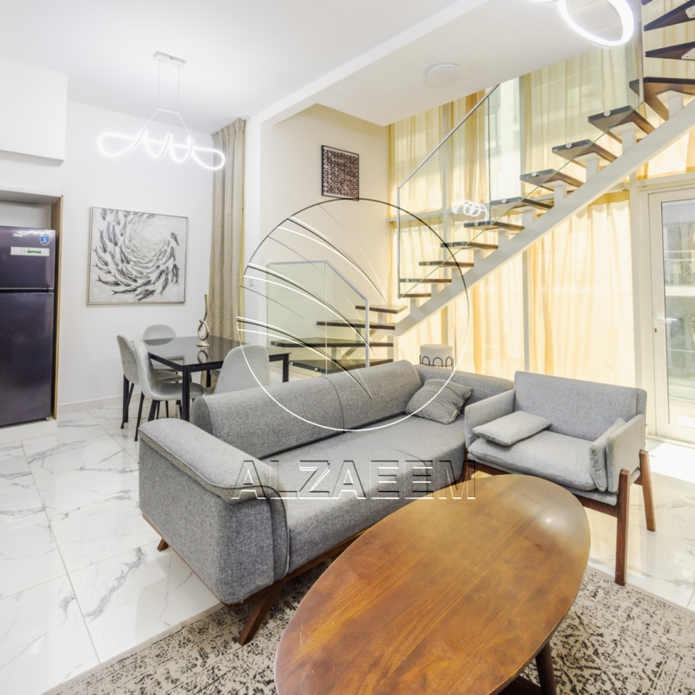 √ Furnished! 3 Payments | Semi-Corner Duplex √