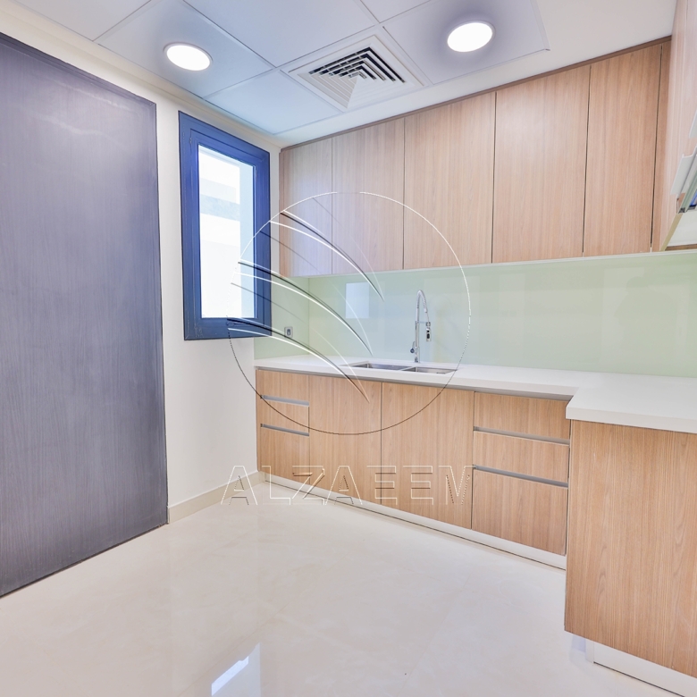 √ Single Row Villa | Golf Course View | VACANT √