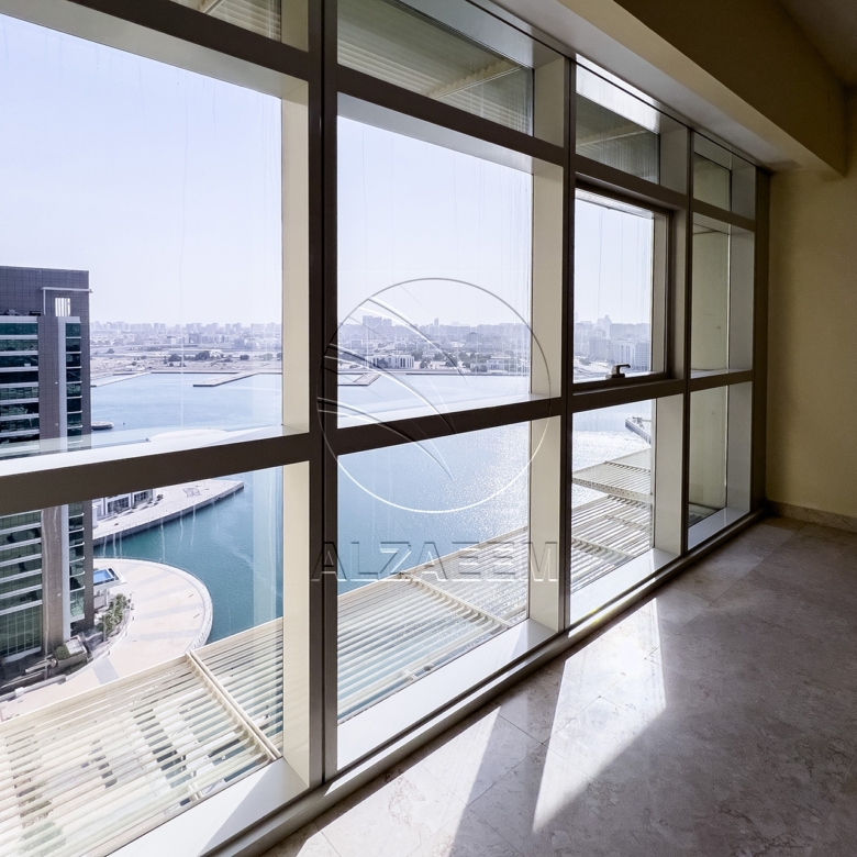 √Higher Floor | Sea View | Rented with Refund √