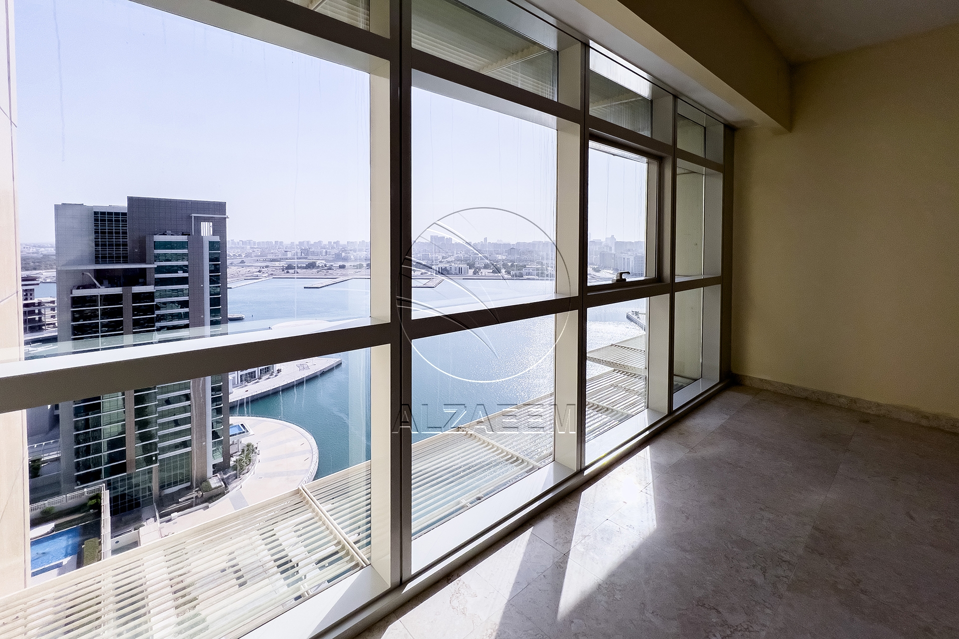 √Higher Floor | Sea View | Rented with Refund √