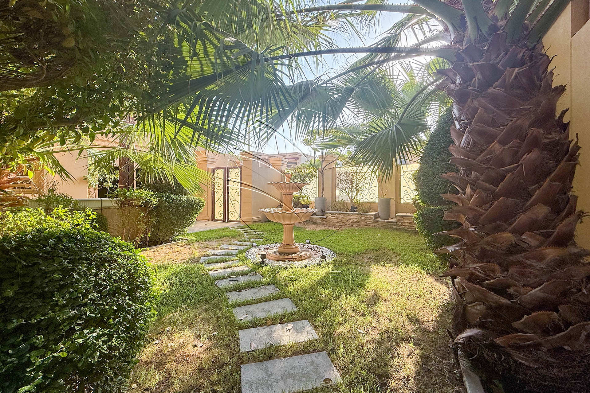 Single Row | Upgraded 5BR Villa | Pool and Garden