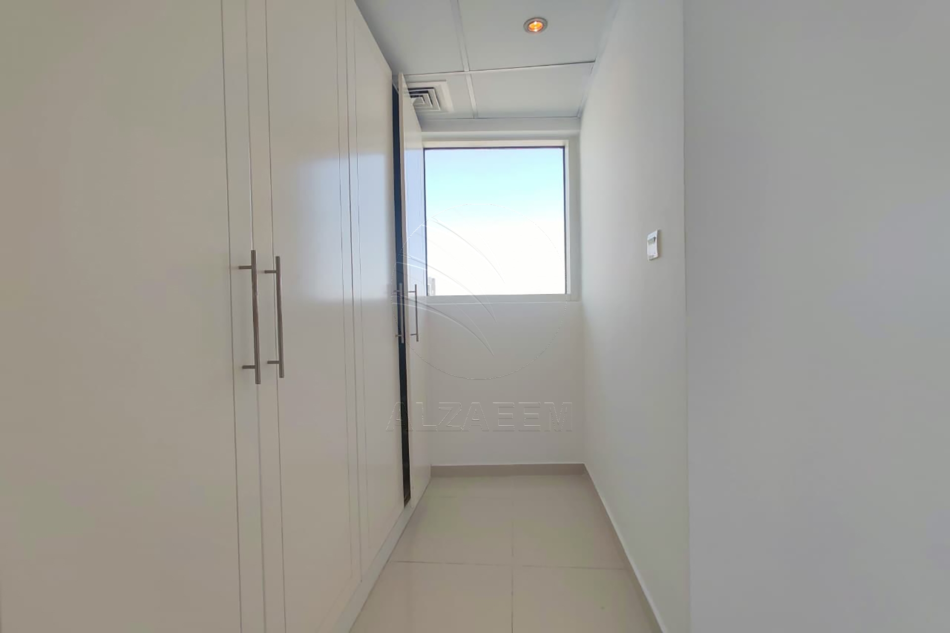 √ Full Sea View| Mid-Level| Great Location √