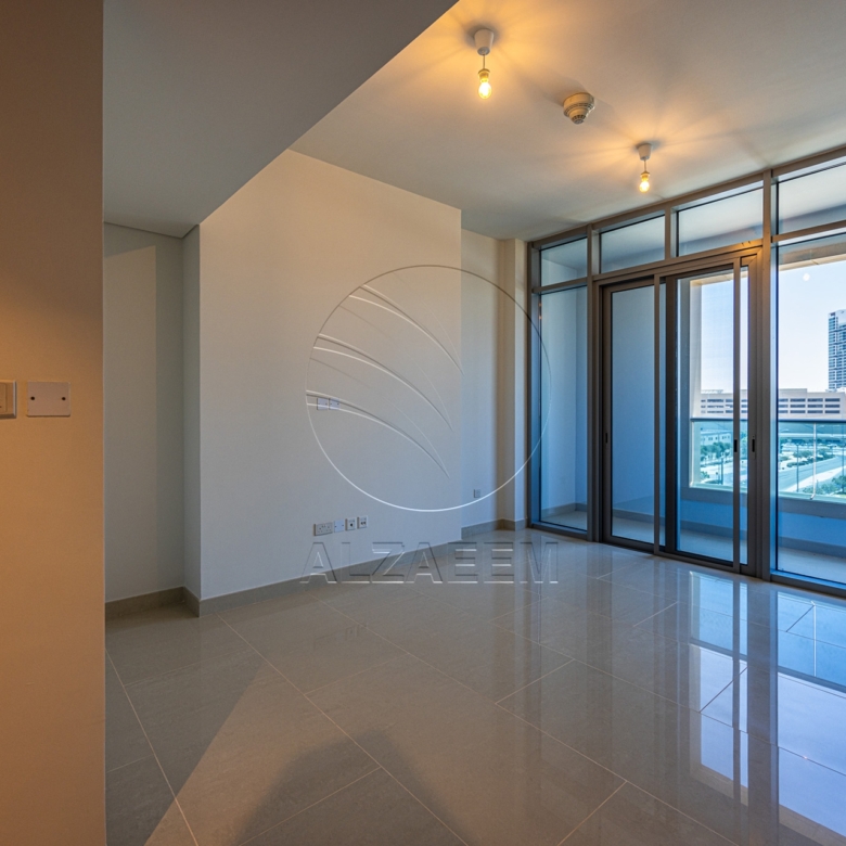 Vacant| Middle floor – Road View | Prime Location