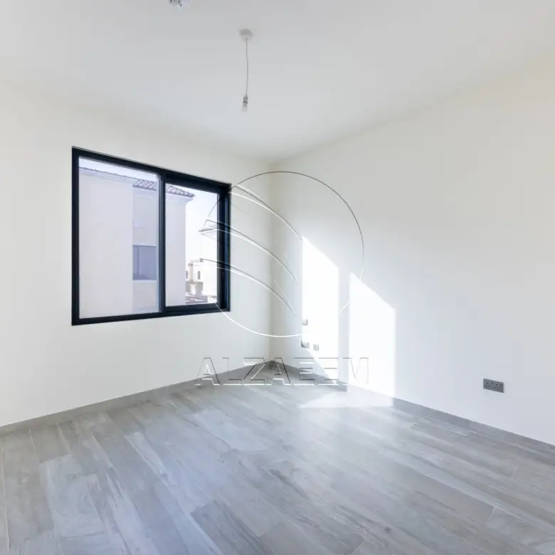Good Deal! | Single Row Villa | Vacant