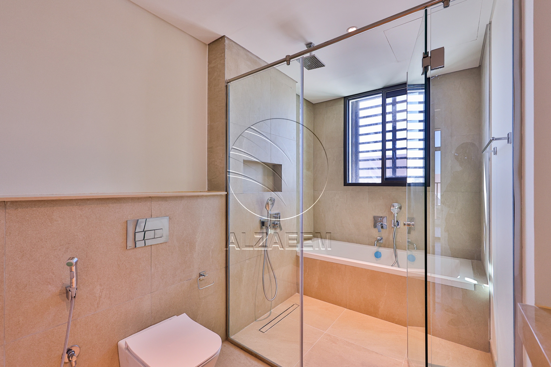 √Single Row End Villa | Steps away from the Park√