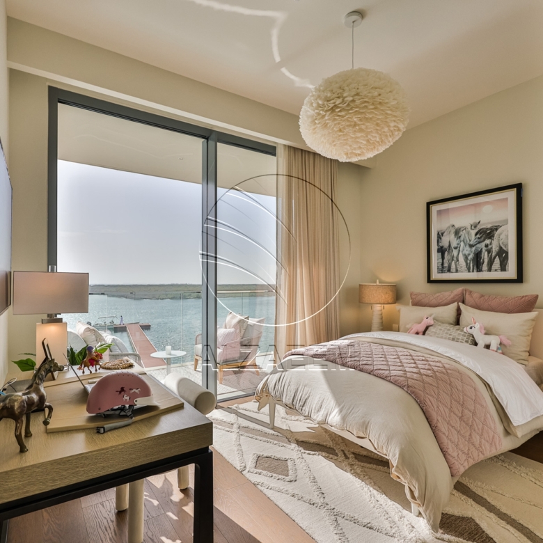 √ Luxurious Sky Waterfront Villa with Sunset View√