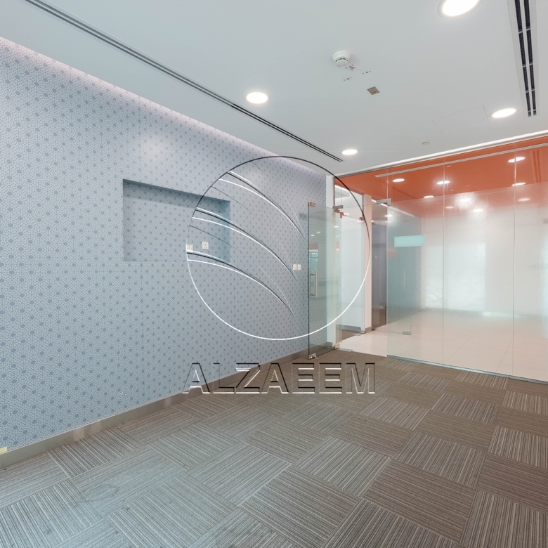 √ Fitted – Spacious Showroom| Ideal Business Location √